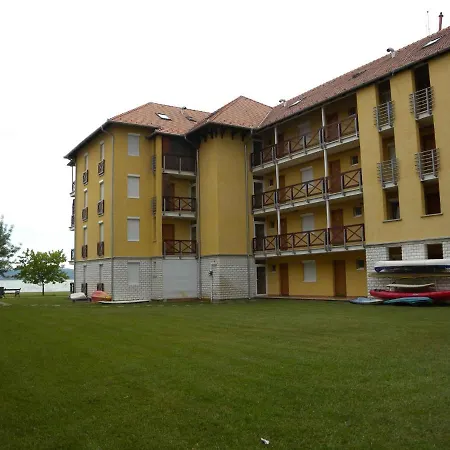 Apartment In Balatonoeszoed 20195 *